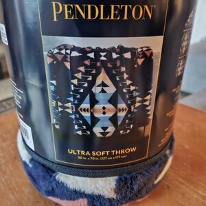 Pendleton ultra soft Throw 50x70